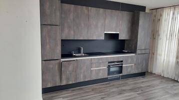 Bruynzeel keuken (5jr) met Siemens apparatuur beschikbaar voor biedingen