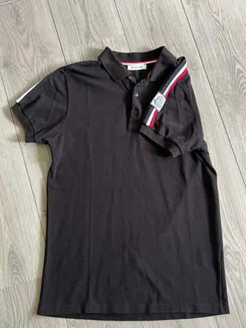 Moncler, xxl zwart. Polo beschikbaar voor biedingen