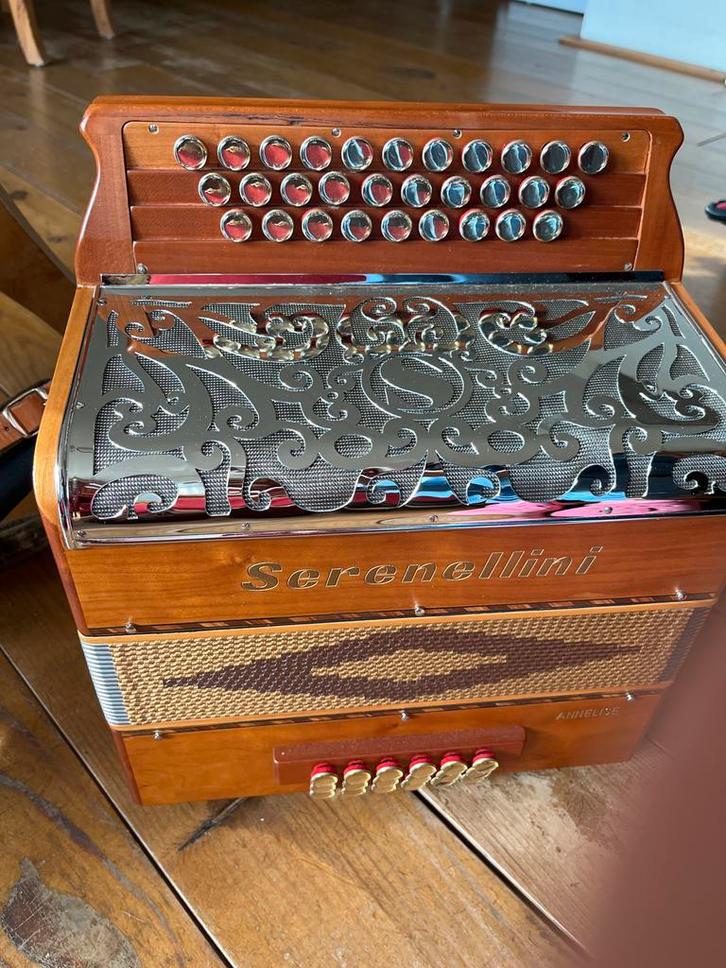 Serenellini Trekharmonica G-C-F - Annelise, Muziek en Instrumenten, Accordeons, Gebruikt, Knopaccordeon, Overige formaten, Overige merken