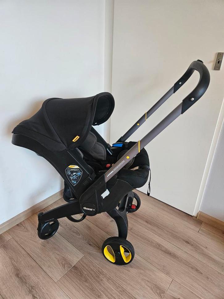 Doona Autostoel Kinderwagen met isofix, Kinderen en Baby's, Kinderwagens en Combinaties, Gebruikt, Overige merken, Ophalen