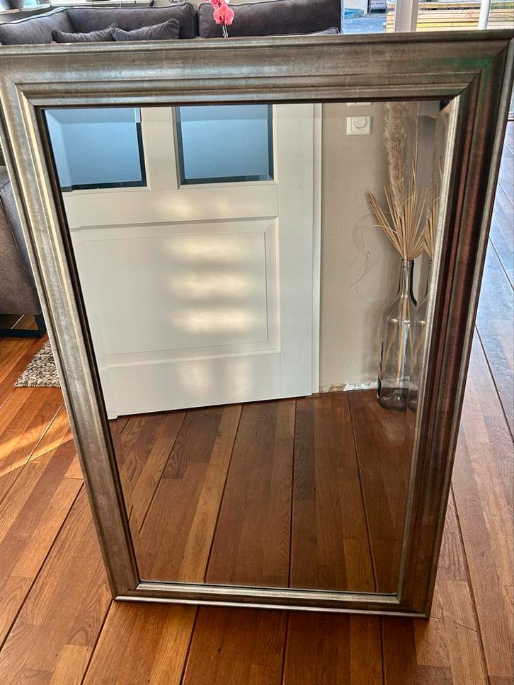 Grote Spiegel in Uitstekende Staat - 109x169 cm, Huis en Inrichting, Woonaccessoires | Spiegels, Zo goed als nieuw, 100 tot 125 cm