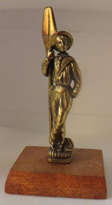 Aparte antieke bronzen (lak)zegel stempel, en standaard,incl beschikbaar voor biedingen