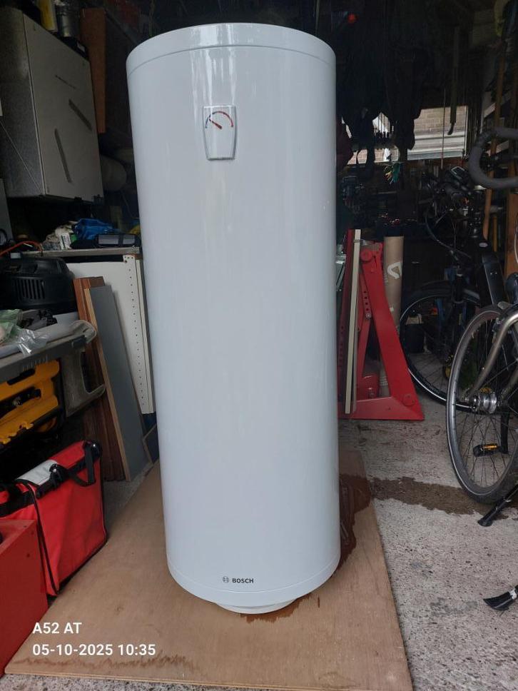 Bosch Tronic 4000T 150 liter boiler z.g.a.n., Doe-het-zelf en Verbouw, Geisers en Boilers, Zo goed als nieuw, Boiler, 100 liter of meer