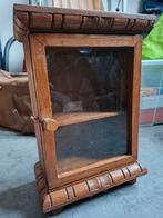 Antiek staand vitrinekastje, Ophalen of Verzenden, Ovaal, Minder dan 50 cm