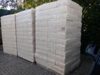 Tekoop1e kwaliteit zaagsel baaltjes18 kg. afgehaald €7,50,-, Ophalen of Verzenden, Vee