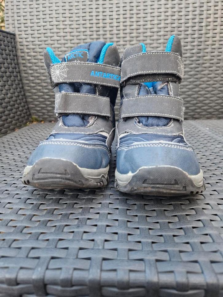 Snowboots, Kinderen en Baby's, Kinderkleding | Schoenen en Sokken, Zo goed als nieuw, Overige typen, Jongen of Meisje, Ophalen
