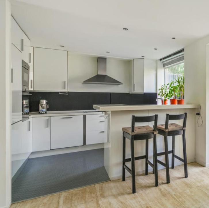 Bruynzeel Keuken op te halen, met werkend apparateur, Huis en Inrichting, Keuken | Complete keukens, Gebruikt, U-keuken, Wit, Composiet