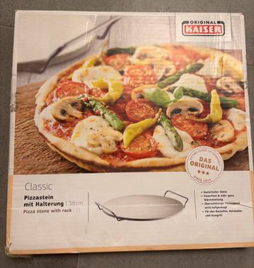 Pizzasteen met houder beschikbaar voor biedingen
