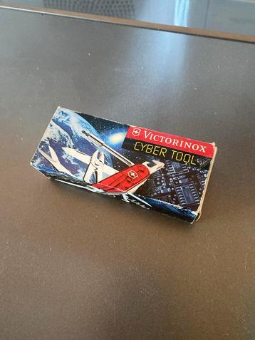 Victorinox Cyber Tool - nieuw - nochris 2.0 beschikbaar voor biedingen