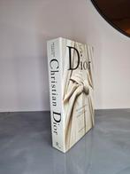 Christian Dior boek, Huis en Inrichting, Woonaccessoires | Wanddecoraties, Nieuw, Ophalen of Verzenden