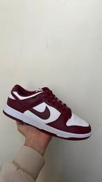Nike Dunk Low “Team Red”, Kleding | Heren, Schoenen, Overige kleuren, Nike, Nieuw, Ophalen of Verzenden