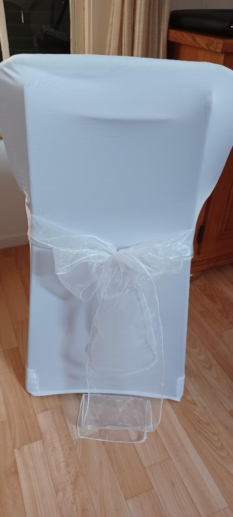 feestelijke stoelhoezen wit 2 stuks, Hobby en Vrije tijd, Feestartikelen, Zo goed als nieuw, Versiering, Geboorte of Huwelijk