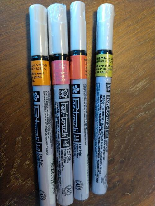 Sakura pen touch 1,0mm 4 stuks, Hobby en Vrije tijd, Tekenen, Nieuw, Potlood of Stift, Verzenden