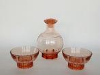 Likeurset Karaf en 2 Glazen Persglas Art Deco, Antiek en Kunst, Antiek | Glas en Kristal, Ophalen of Verzenden