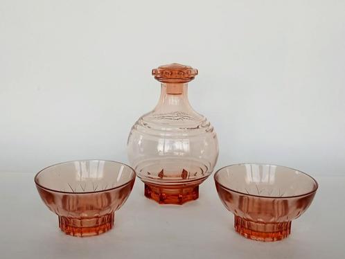 Likeurset Karaf en 2 Glazen Persglas Art Deco, Antiek en Kunst, Antiek | Glas en Kristal, Ophalen of Verzenden