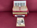Kleine duitse Hohner Student accordeon . 40 bas . Mooi ., Muziek en Instrumenten, Accordeons, Hohner, Met riemen, 48-bas, Gebruikt