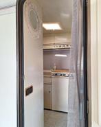 Adria  caravan, Caravans en Kamperen, Vast bed, Tot en met 2, Kleine zit, Particulier