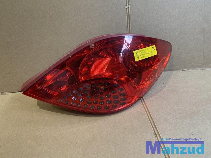 Peugeot 207 achterlicht rechts, Auto-onderdelen, Verlichting, Peugeot, Gebruikt, Ophalen of Verzenden