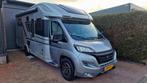 Adria Coral 670 DL (bj 2023), Caravans en Kamperen, Campers, 7 tot 8 meter, Bedrijf, Tot en met 3, Adria