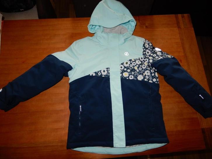NIEUW: Dare2B winterjas/ ski jas mt 152, Kinderen en Baby's, Kinderkleding | Maat 152, Nieuw, Meisje, Jas, Verzenden