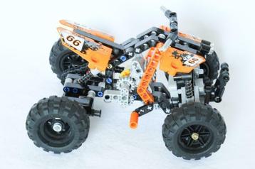 Lego techniek 9392 Quad is compleet.