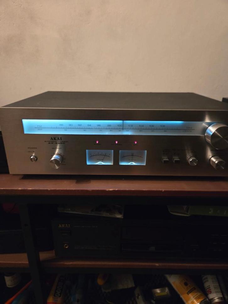 Akai AT-2400 vintage analoge tuner, Audio, Tv en Foto, Tuners, Gebruikt, Analoog, Ophalen