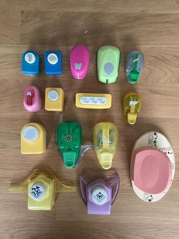 Diverse ponsen, zo goed als nieuw. beschikbaar voor biedingen