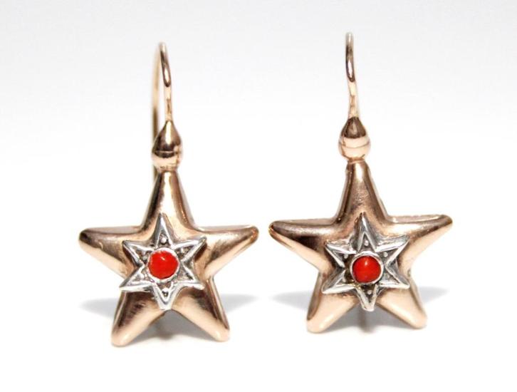 Paar Italiaans Sterling Zilver Vermeil Bloedkoraal Oorbellen, Sieraden, Tassen en Uiterlijk, Antieke sieraden, Oorbellen, Zilver