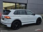 Volkswagen Tiguan 1.4 TSI eHybrid 3x R-line Panorama/Keyless, 1716 kg, Zwart, 4 cilinders, Alcantara