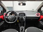 Toyota Aygo 1.0 VVT-i x-play | Automaat | Apple Carplay/Andr, Stof, Gebruikt, Euro 6, 4 stoelen