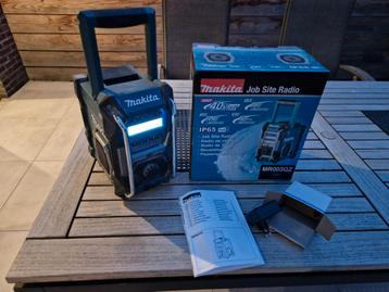 Makita dab+ fm bouwradio 18v xgt 40v  beschikbaar voor biedingen