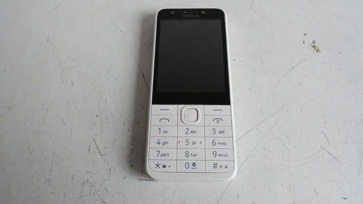 Nokia 230, model RM-1173, Telecommunicatie, Mobiele telefoons | Nokia, Gebruikt, Zonder abonnement, Zonder simlock, Klassiek of Candybar
