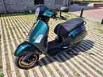 Vespa GTS 300 Racing Sixties Green, Ophalen, Gebruikt, Overige modellen, Benzine