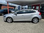 Volvo V40 2.0 T2 122PK Onderhoudshistorie/PDC/Bluethooth, Auto's, Voorwielaandrijving, Gebruikt, Euro 6, 4 cilinders
