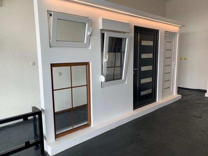 Kozijnen deuren schuifpuien, Doe-het-zelf en Verbouw, Kozijnen en Schuifpuien, Zo goed als nieuw, Kunststof, Ophalen of Verzenden