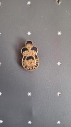 THE BEATLES zwart, Verzamelen, Speldjes, Pins en Buttons, Ophalen of Verzenden, Zo goed als nieuw, Overige onderwerpen