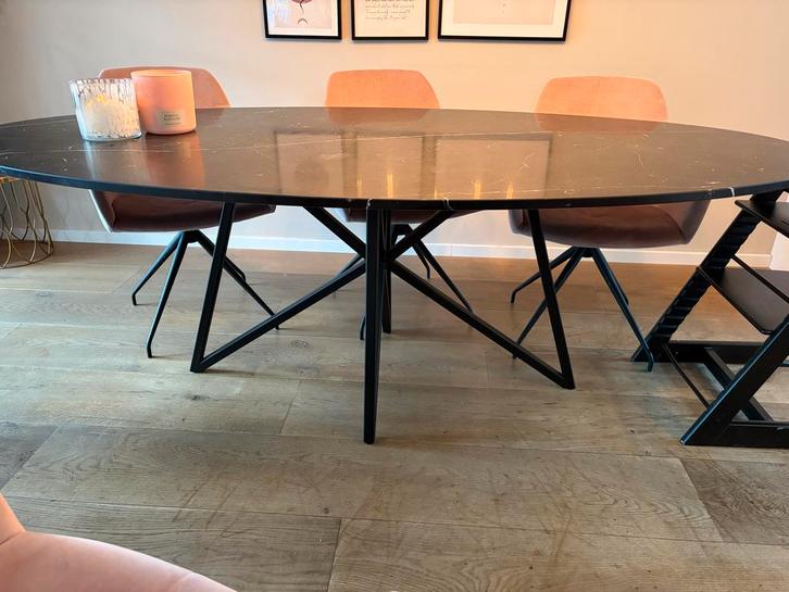 Ovale marmeren eettafel Table du Sud - 220x110, Huis en Inrichting, Tafels | Eettafels, Gebruikt, 100 tot 150 cm, 200 cm of meer
