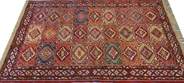 Soumak kelim Perzische tapijt 197 x 125/wandkleed/tafelkleed, Huis en Inrichting, Stoffering | Tapijten en Kleden, Nieuw, 100 tot 150 cm