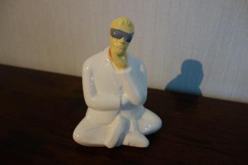 Beeld man figuur modern beschikbaar voor biedingen