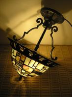 Mooie plafonniere met Tiffany kap in diverse groentinten, Huis en Inrichting, Lampen | Plafondlampen, Ophalen of Verzenden, Zo goed als nieuw