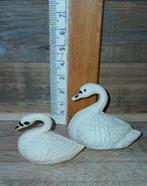 Twee celluloid zwaantje's, Ophalen of Verzenden