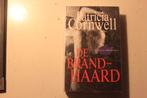 502p - boek - patricia cornwell - de brandhaard - kay scarpe, Ophalen of Verzenden, Gelezen