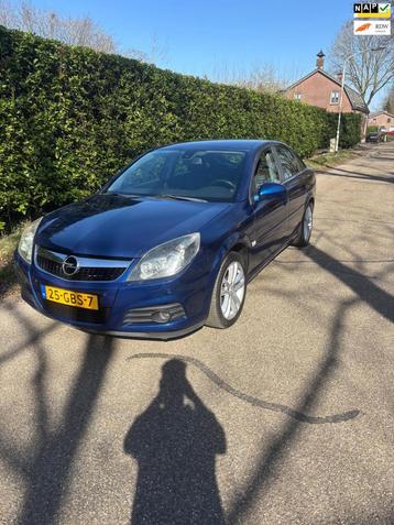 Opel Vectra GTS 1.8-16V Executive beschikbaar voor biedingen