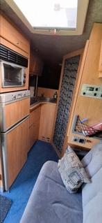 Camper bus. Nette inbouw, nw motor, banden en APK., Caravans en Kamperen, Campers, Buscamper of Camperbus, Koelkast, Tot en met 2