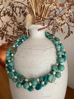 Ketting met 3 strengen howliet kralen en zoetwaterparels, Blauw, Nieuw, Ophalen of Verzenden, Steen of Mineraal