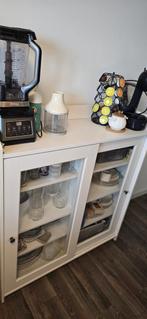 Witte Vitrinekast met Glazen Deuren, Huis en Inrichting, Ophalen, Met deur(en), 100 tot 150 cm, 50 tot 100 cm