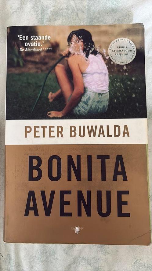 Peter Buwalda - Bonita Avenue, Boeken, Literatuur, Zo goed als nieuw, Nederland, Ophalen of Verzenden