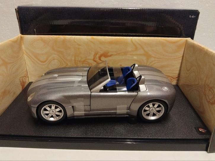 Shelby Roadster Cobra Ford grijs Hot Wheels metal 1:18 KRD, Hobby en Vrije tijd, Modelauto's | 1:18, Zo goed als nieuw, Auto, Hot Wheels