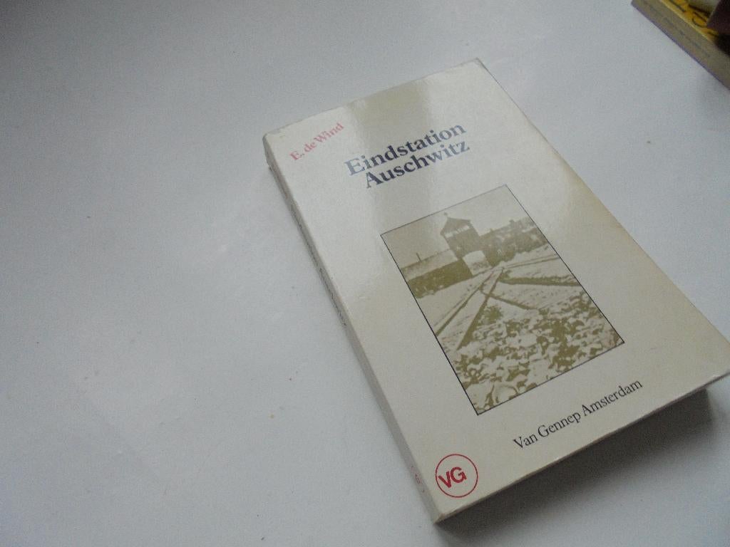 Concentratiekamp Arts achter prikkeldraad (Rbij2-33), Ophalen, Tweede Wereldoorlog, Gelezen