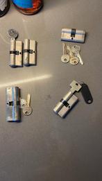 Diverse sloten met sleutels - Partij, Ophalen, Gebruikt, Overige materialen, Slot